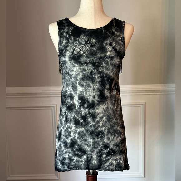 RAGA Anthropologie Sleeveless Tie-Dye Long Tank Top with Fringe size Small NWT - Picture 3 of 8